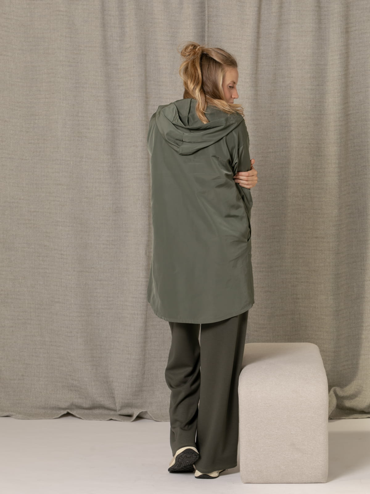 Gabardina cremallera color Verde