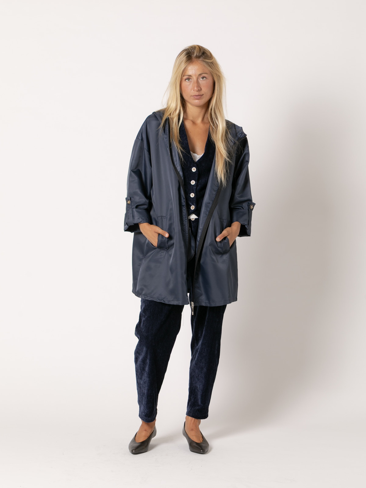 Parka impermeable capucha color Azul