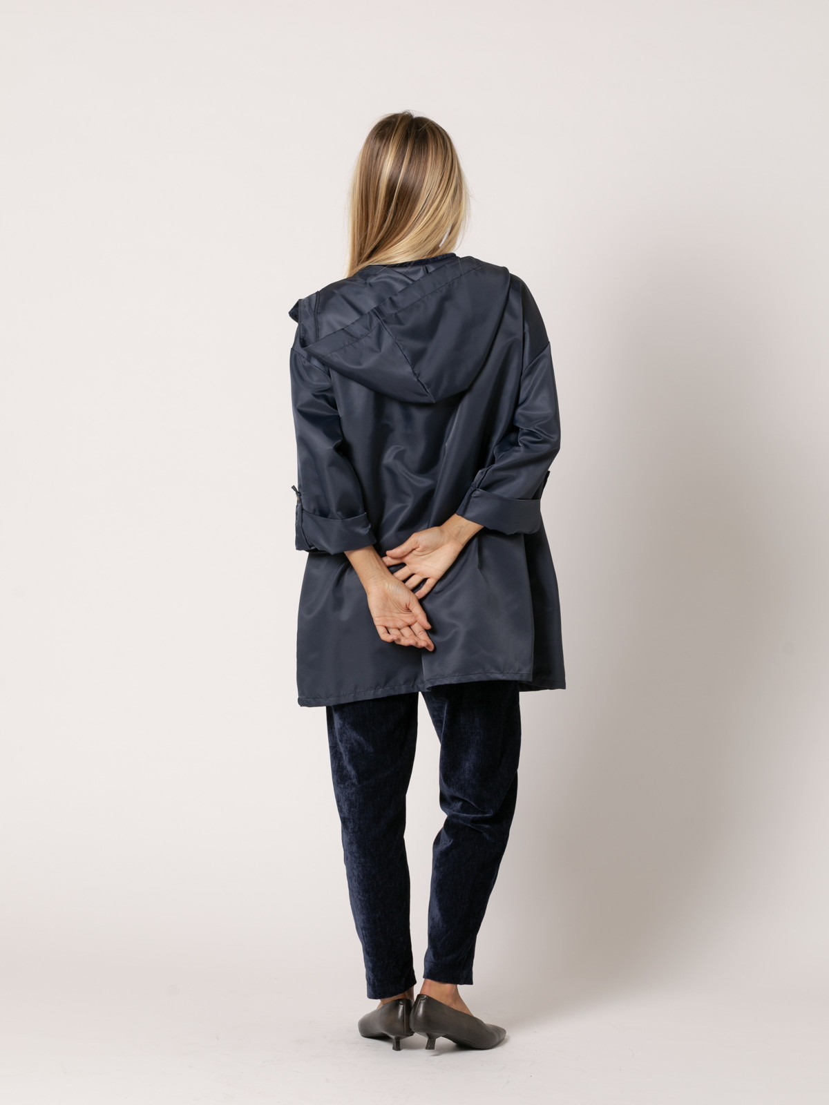 Parka impermeable capucha color Azul