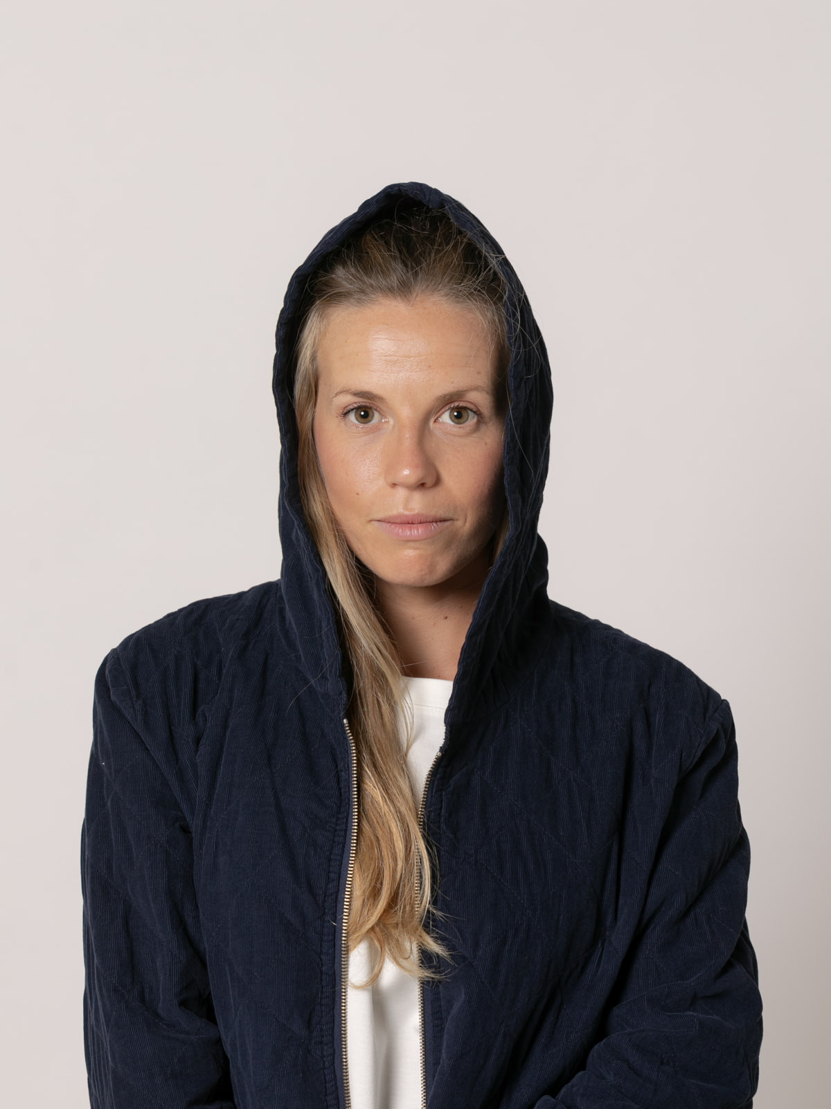 Chaqueta micro pana acolchada color Azul Marino