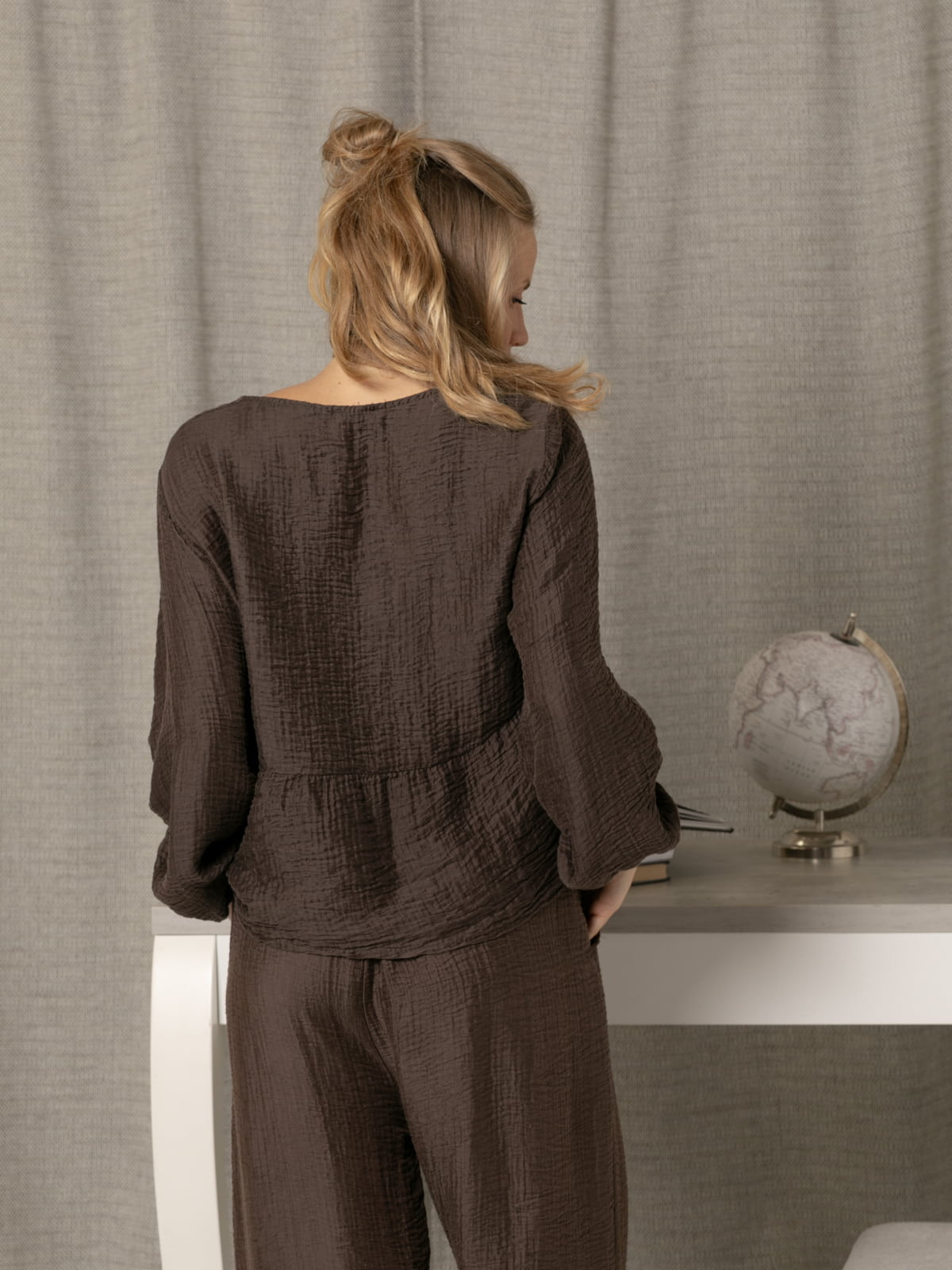 Terry shirt with 3 buttons  Marrón  colour