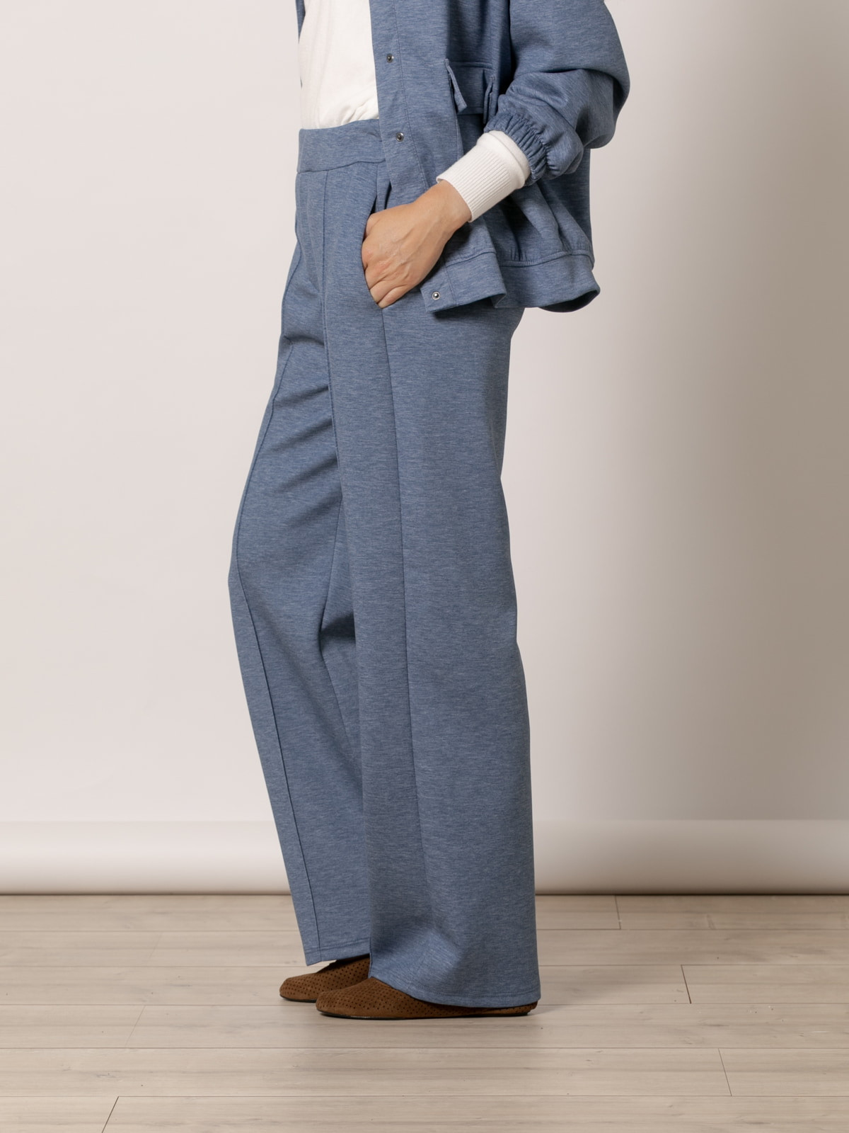Comfy soft pants with central seam  Blue Jean colour