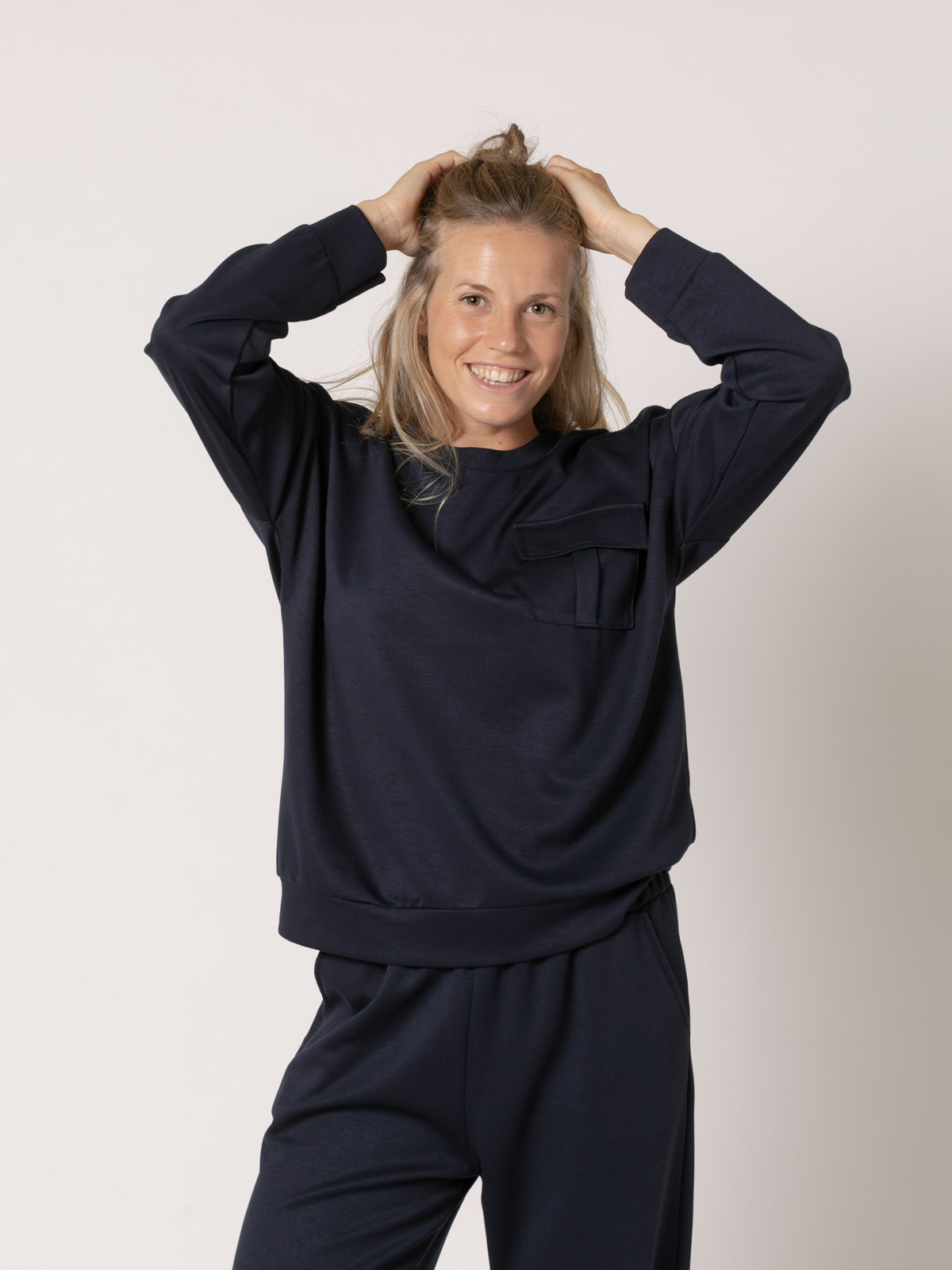sudadera comfy bolsillos