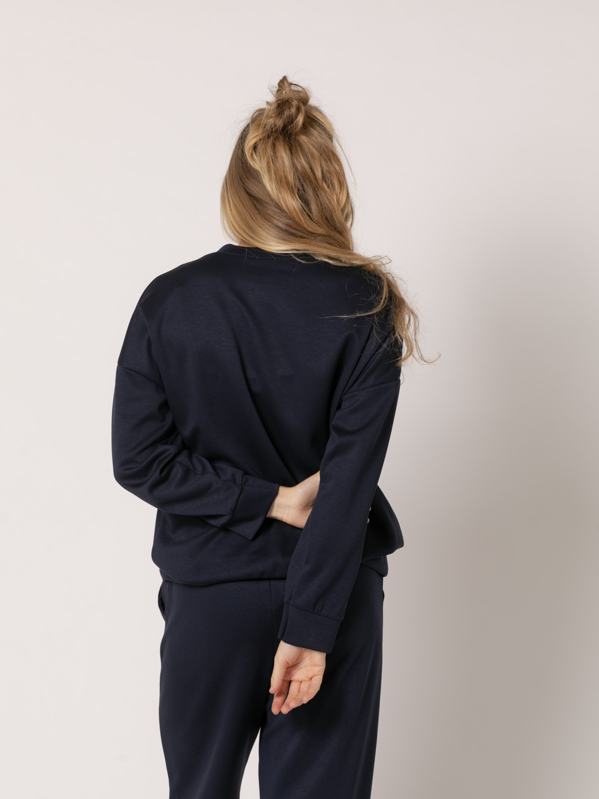 sudadera comfy bolsillos