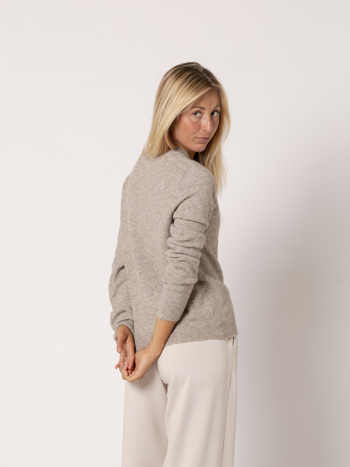 Chaqueta c/caja cachemire like color Taupe