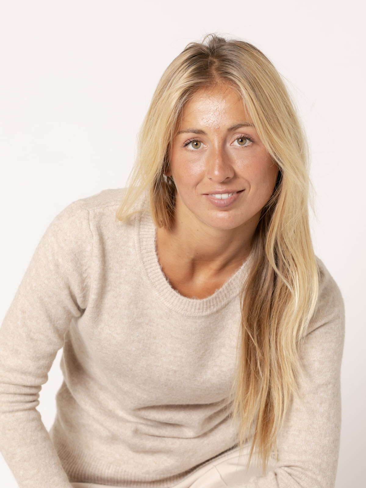Cashmere-like box sweater  Taupe colour