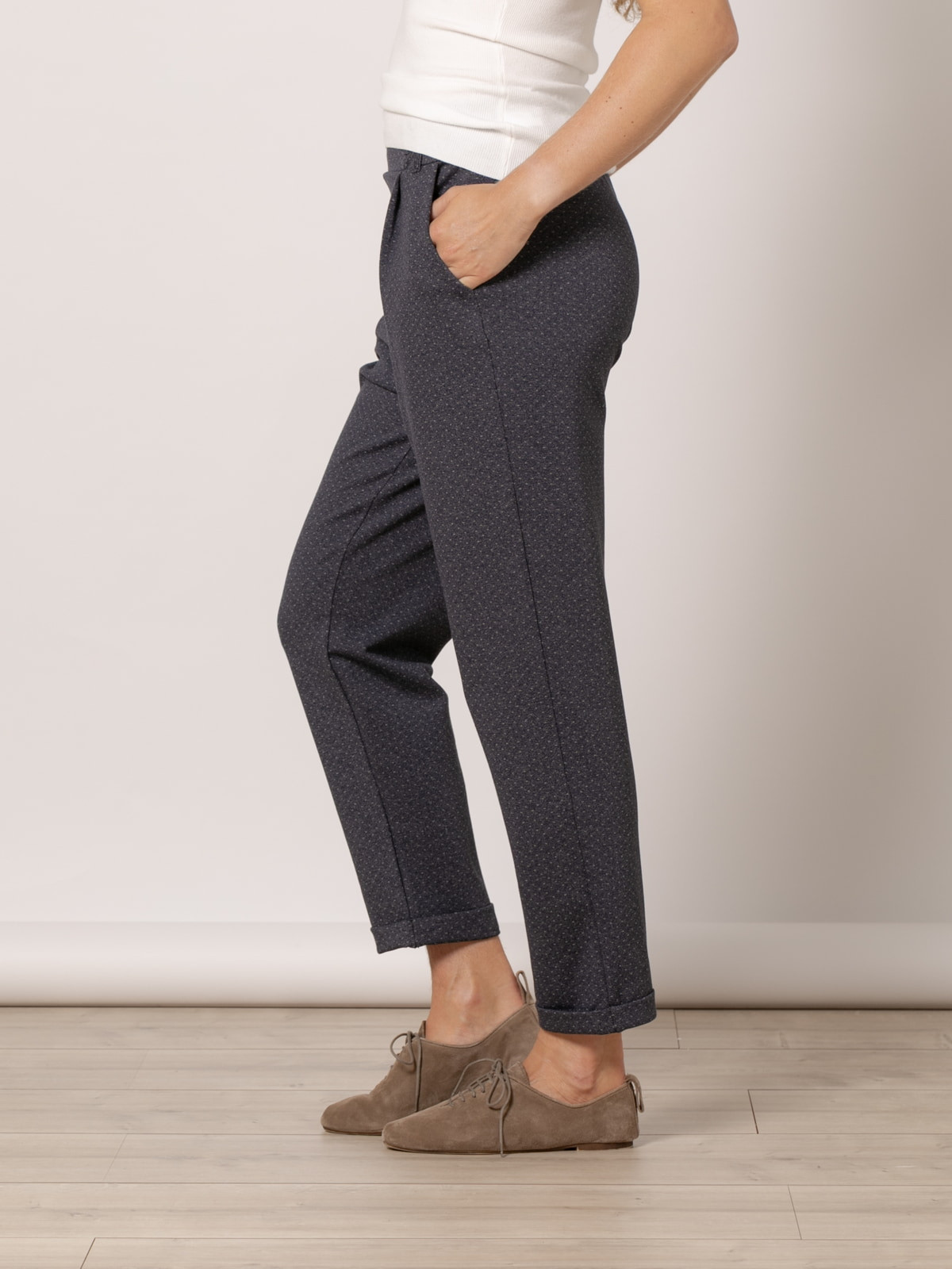 Pantalón comfy motas classic color Azul Marino