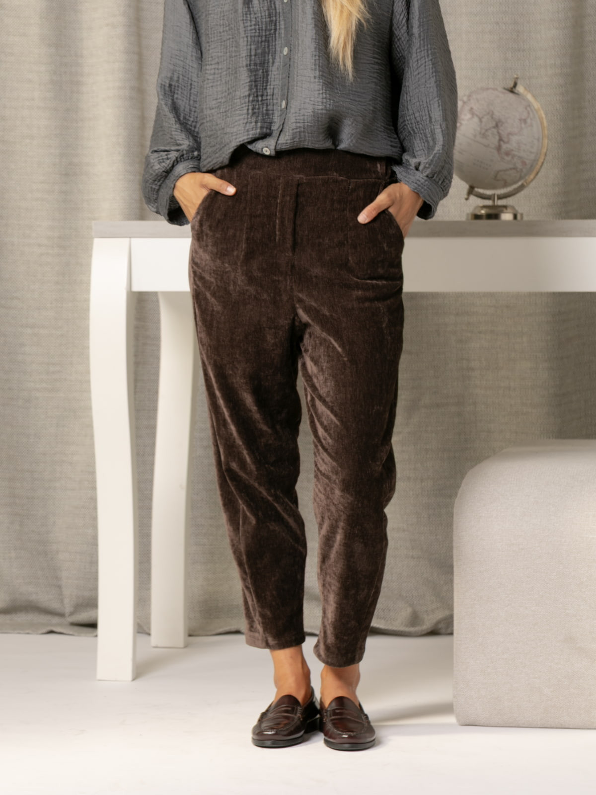 Velvet baggy pants  Marrón  colour