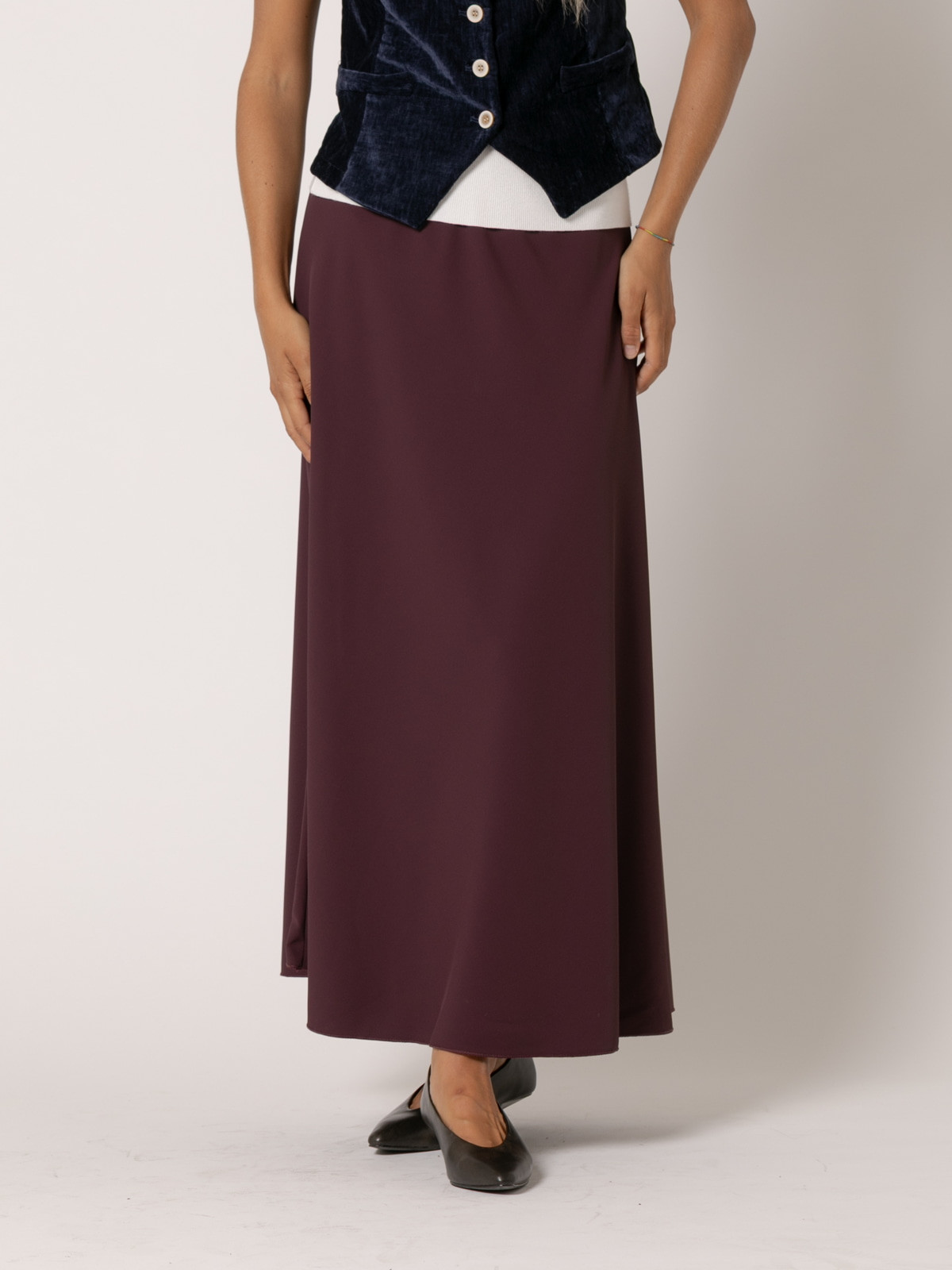 Long flared skirt  Bordeaux colour