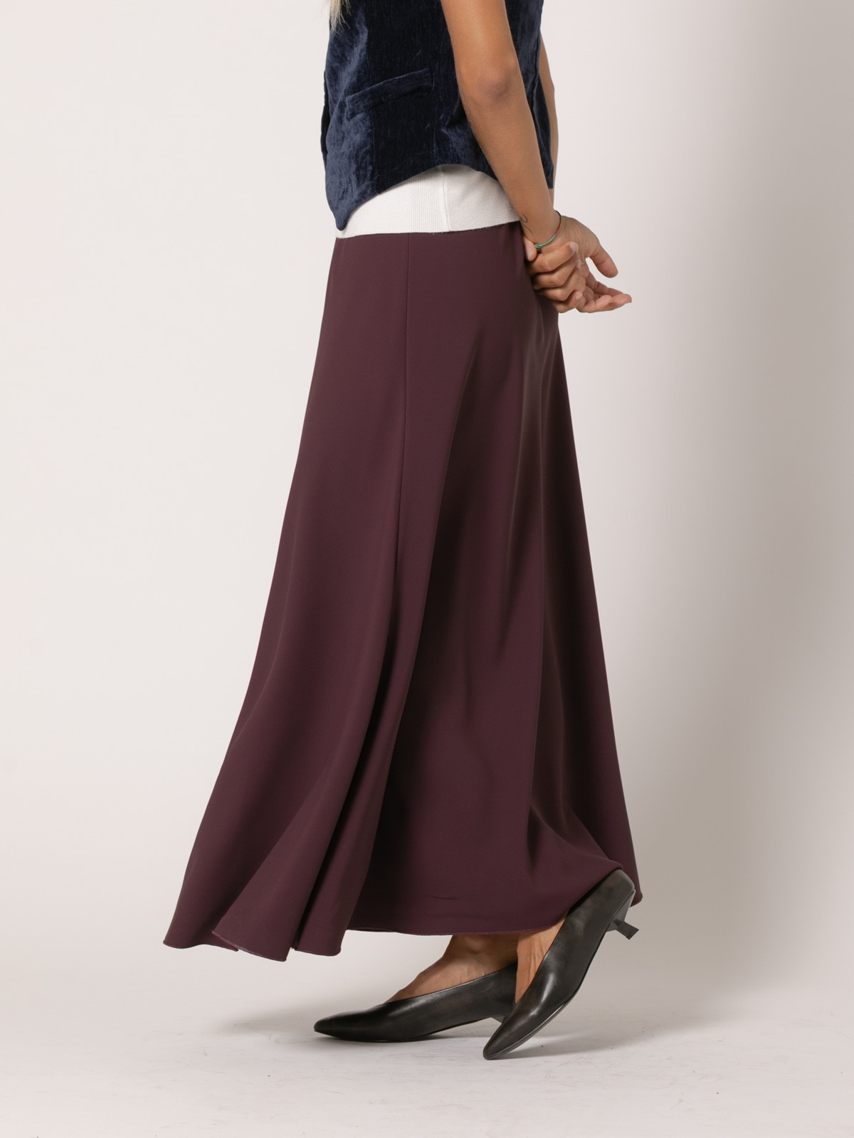 Long flared skirt  Bordeaux colour