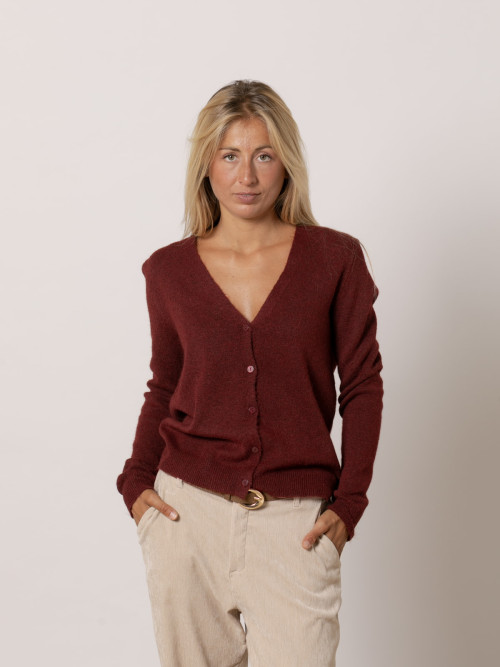Chaqueta c/pico cachemire like color Burdeos