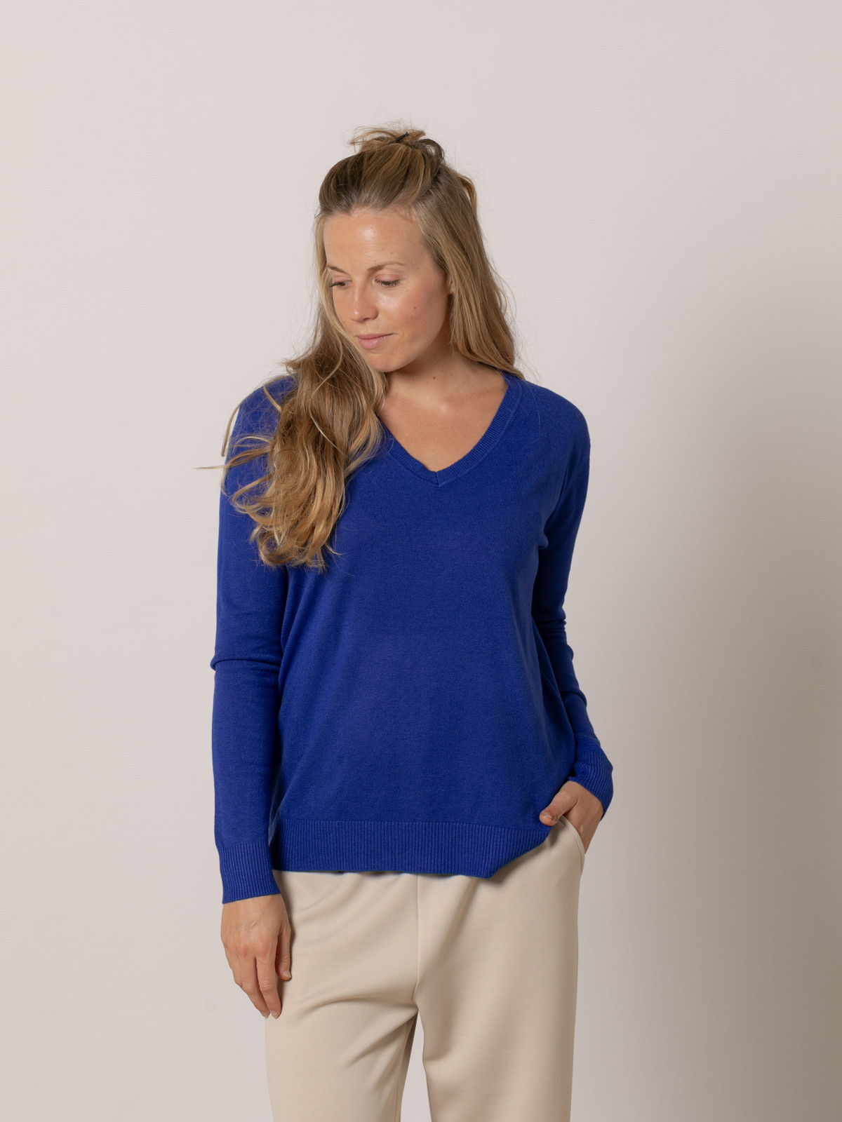 Jersey oversize visco vegetal color azul klein