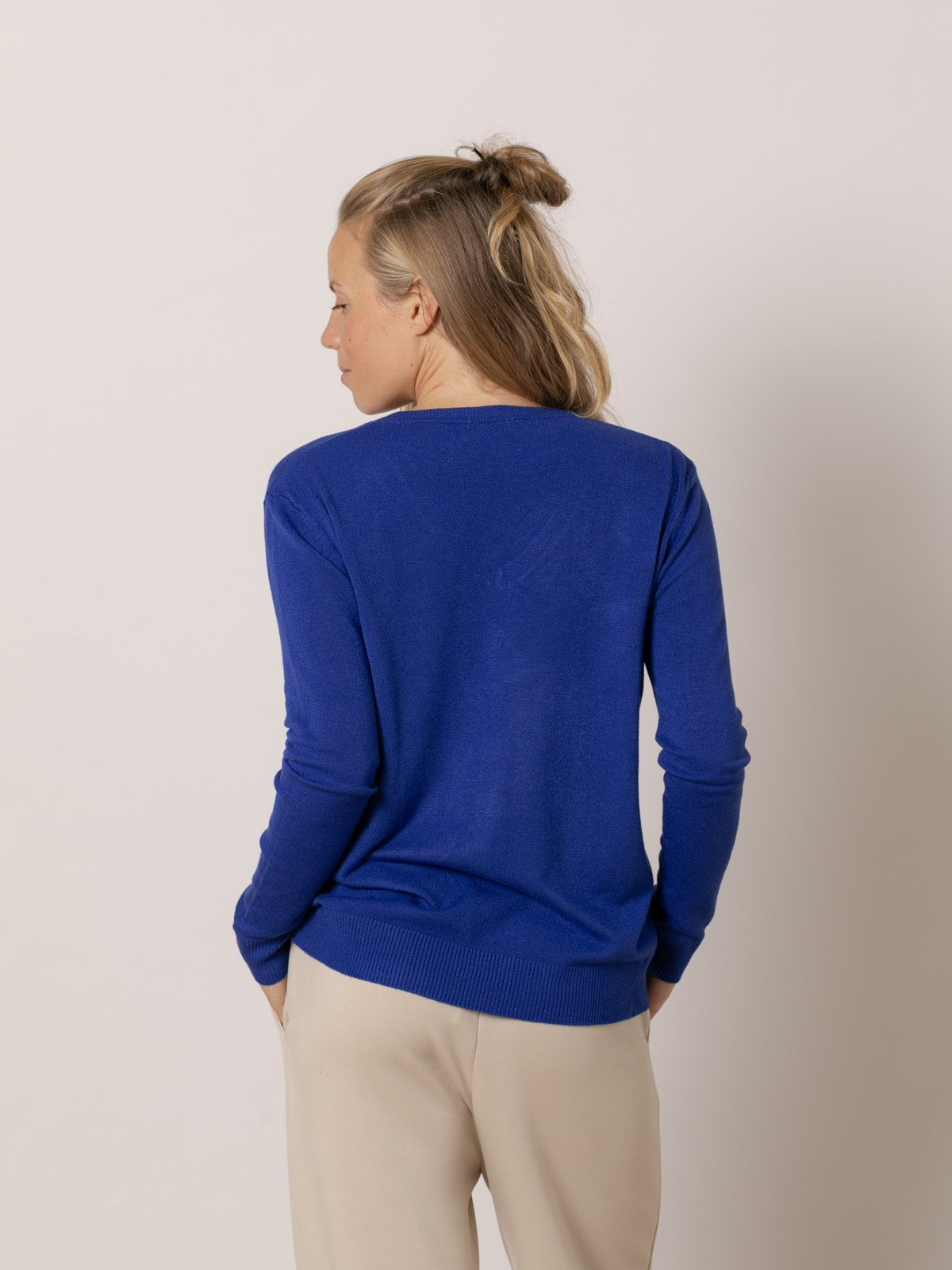 Jersey oversize visco vegetal color azul klein