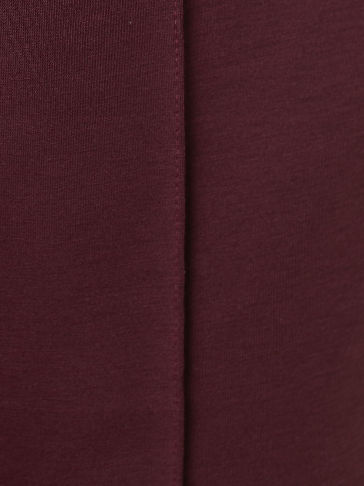 Pantalón comfy soft costura central color Burdeos
