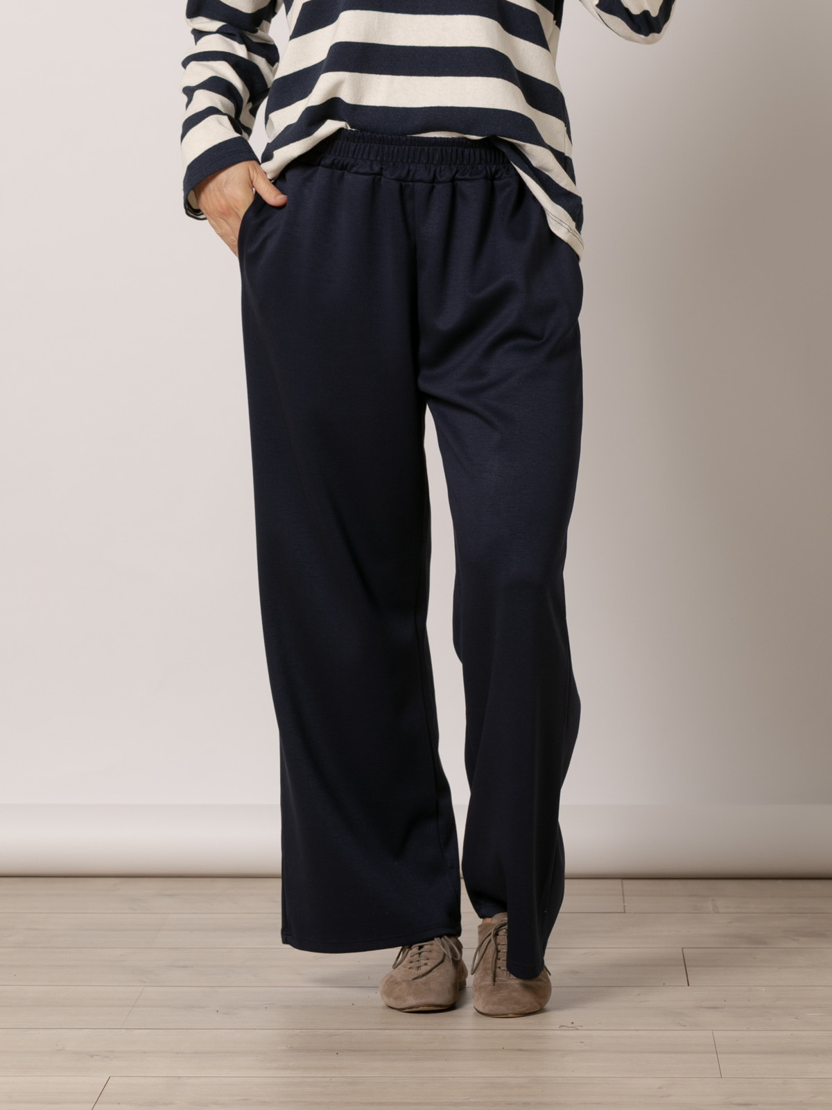 Oversized sport pants  Blue Navy colour