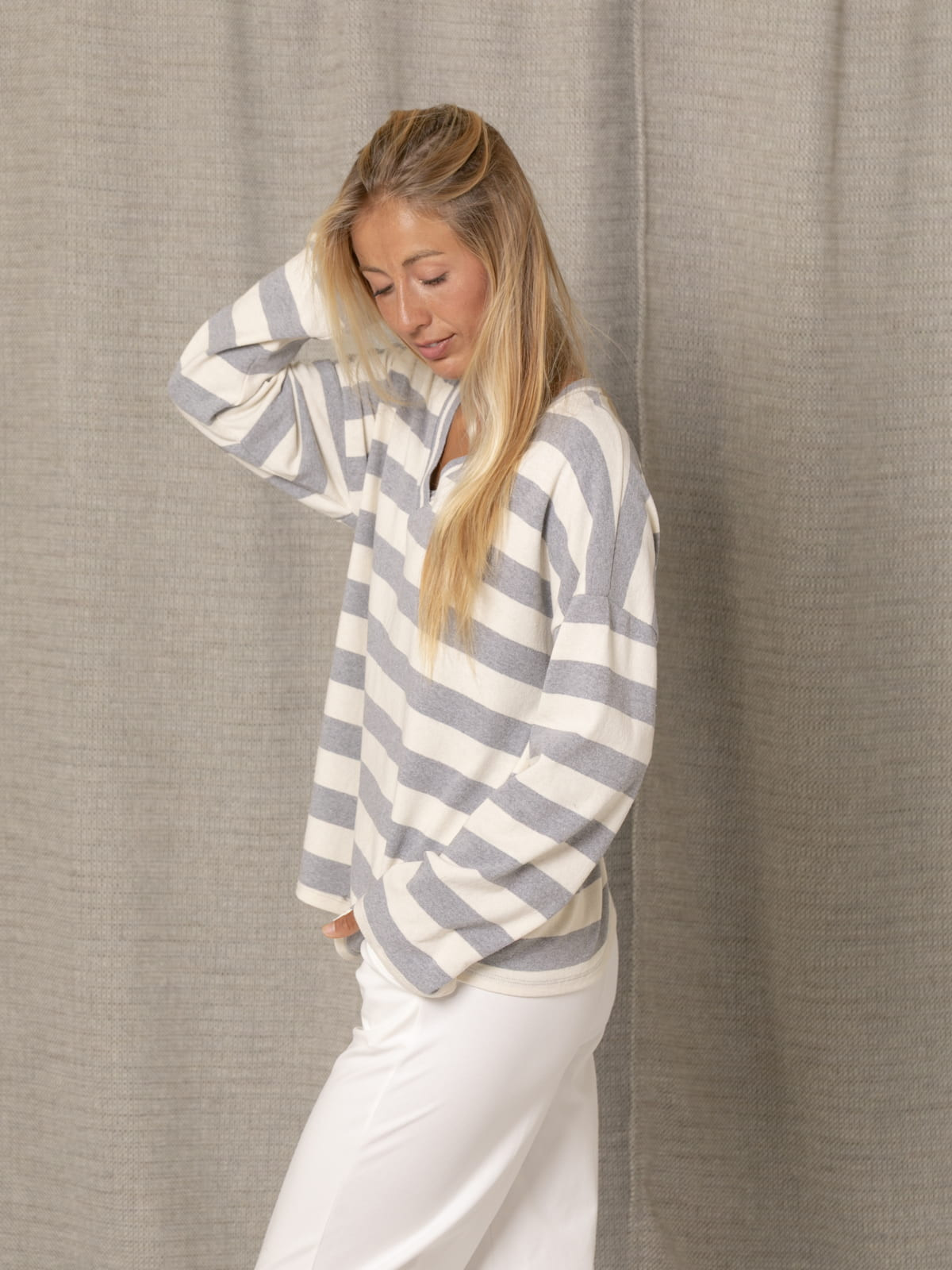100% cotton striped V-neck sweater  Grey colour