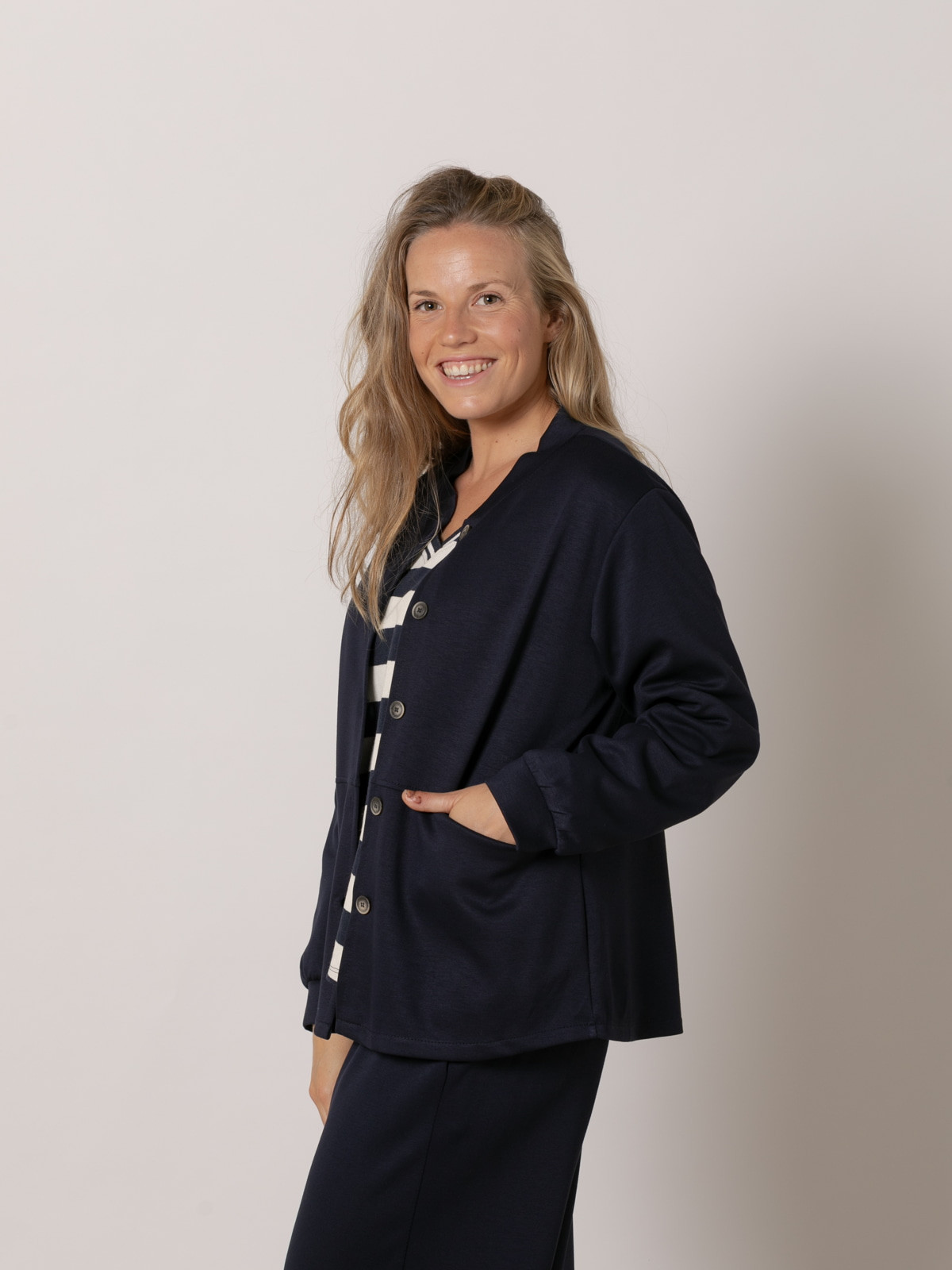 Chaqueta comfy sport bolsillos color Azul Marino
