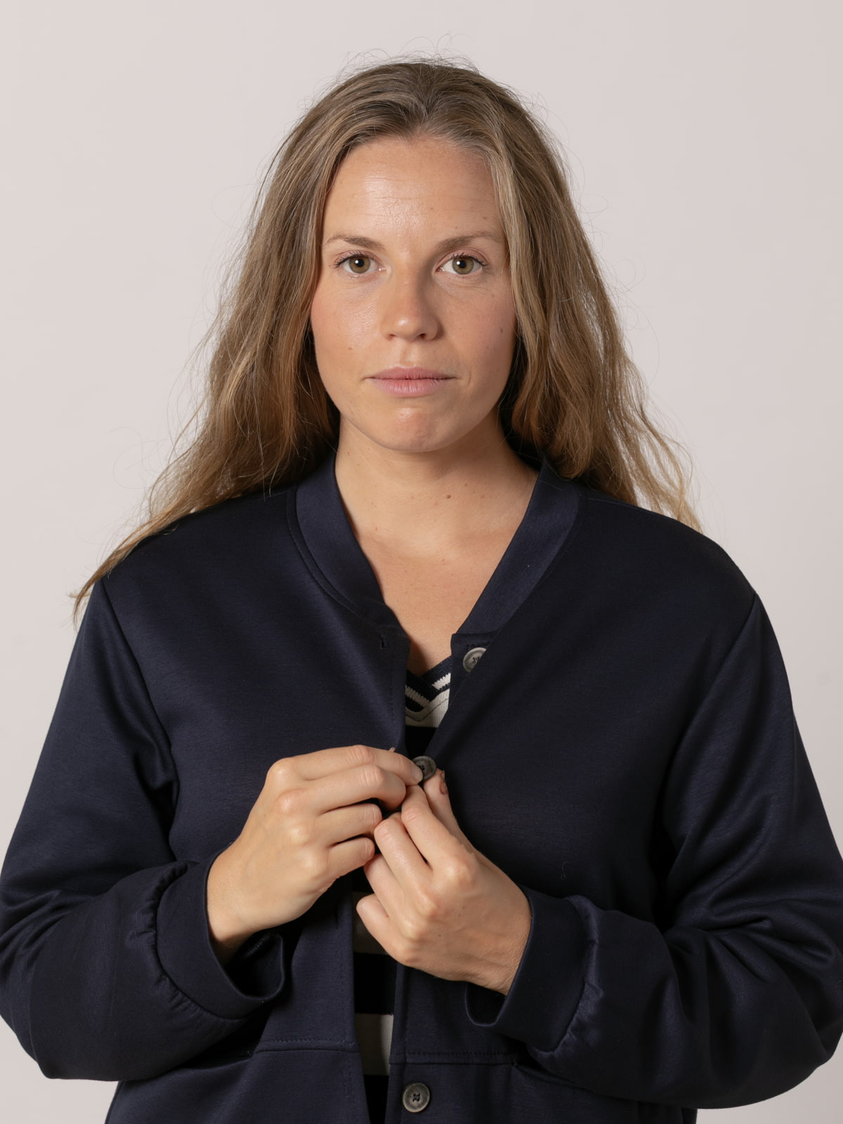 Chaqueta comfy sport bolsillos color Azul Marino