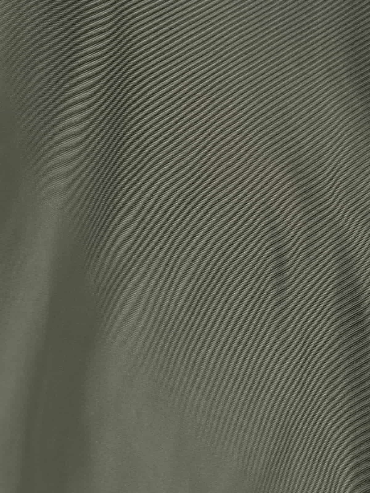 Parka impermeable capucha color Verde