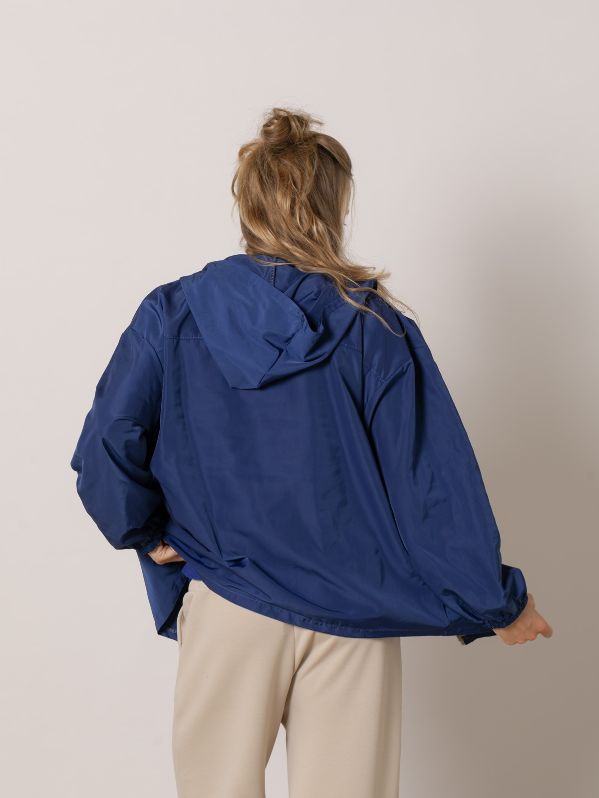 Gabardina corta color Azul