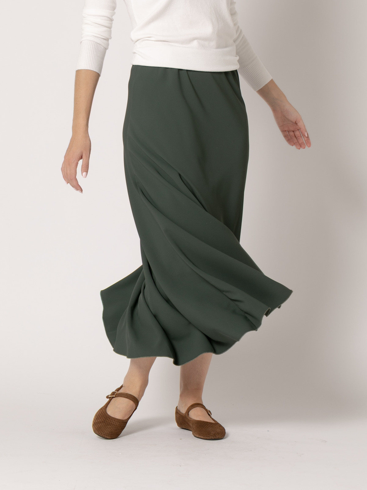 Long flared skirt  Green colour