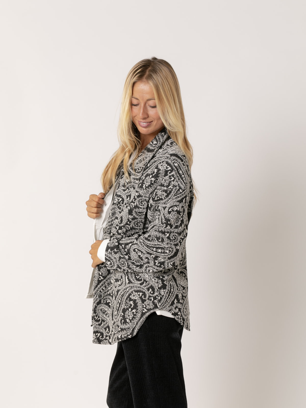 Chaqueta camisera comfy cachemira color Negro