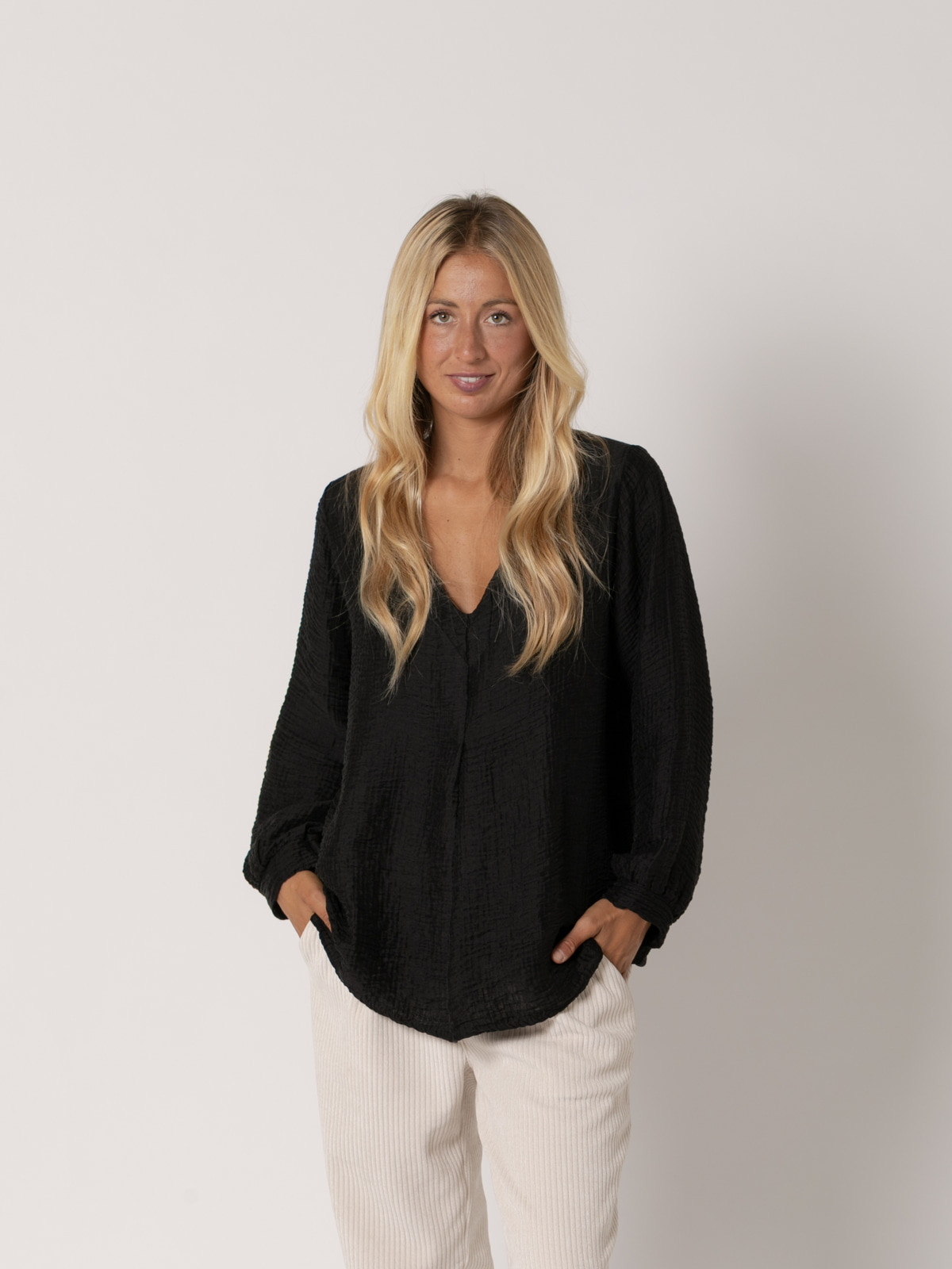 Terry shirt with shiny peak  Black colour