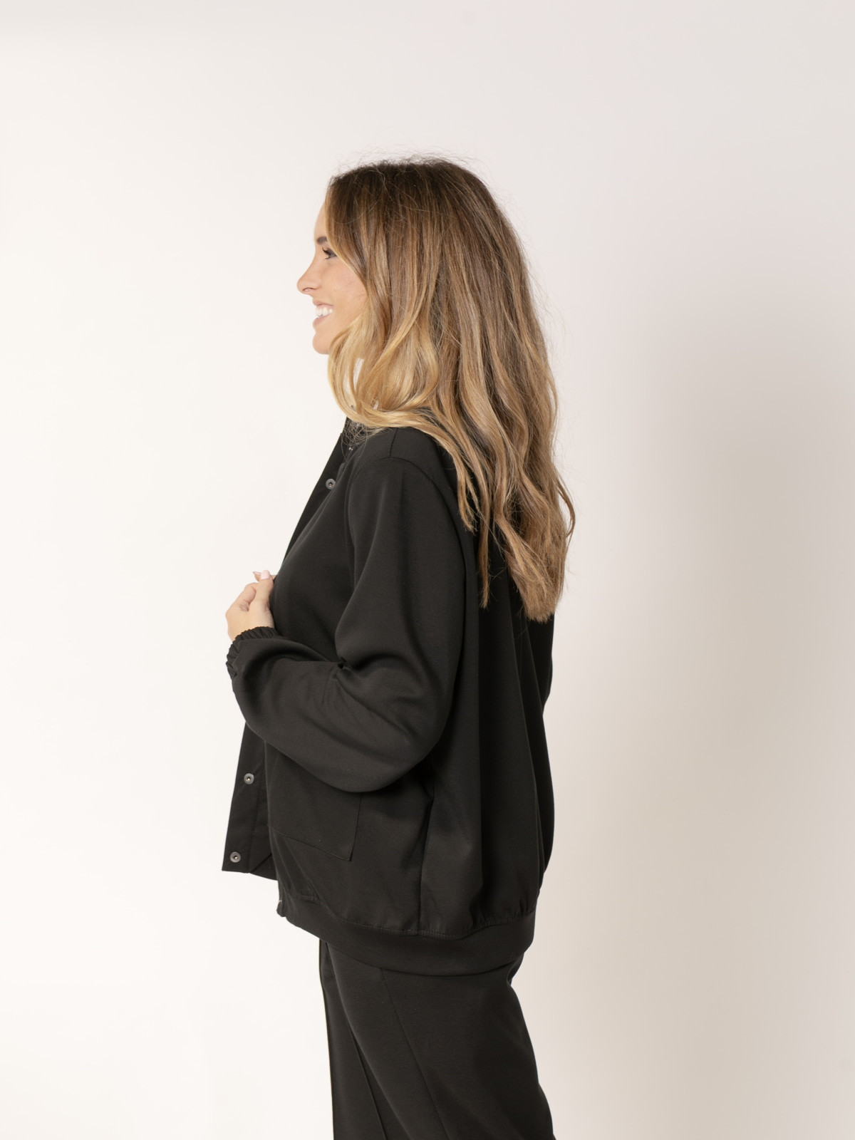 Chaqueta bomber soft bolsillos color Negro