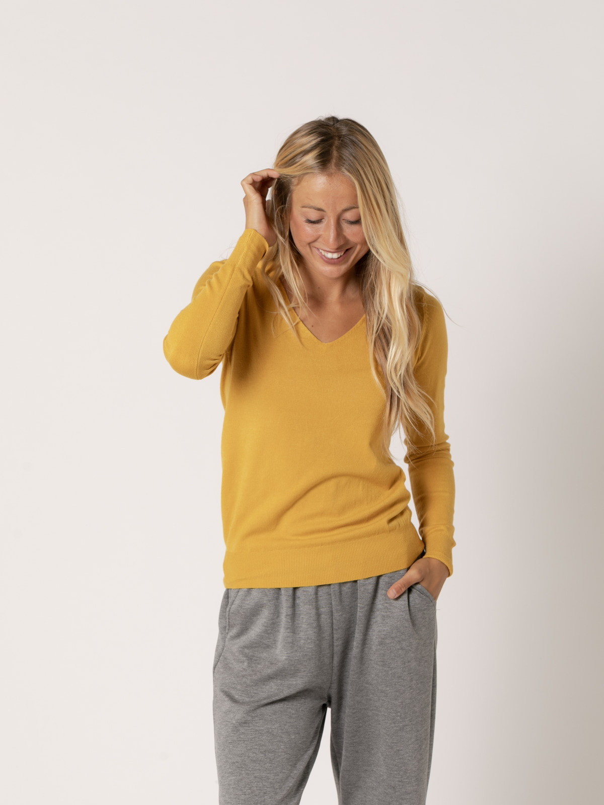 Jersey c/pico visco vegetal color Amarillo