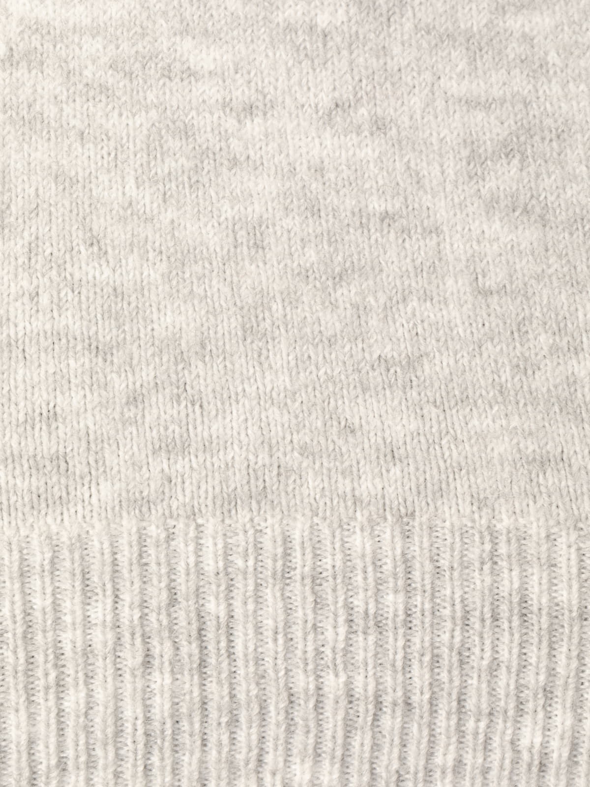Chaqueta c/pico cachemire like color Gris Claro