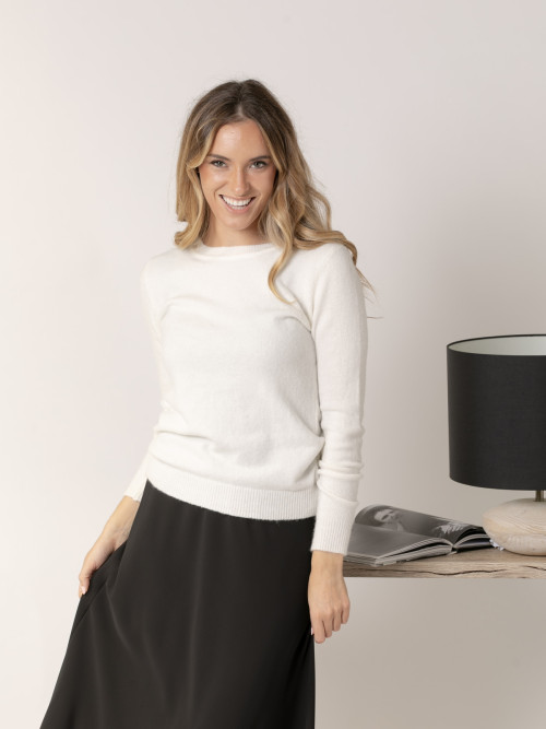 Cashmere-like box sweater  Marfil colour