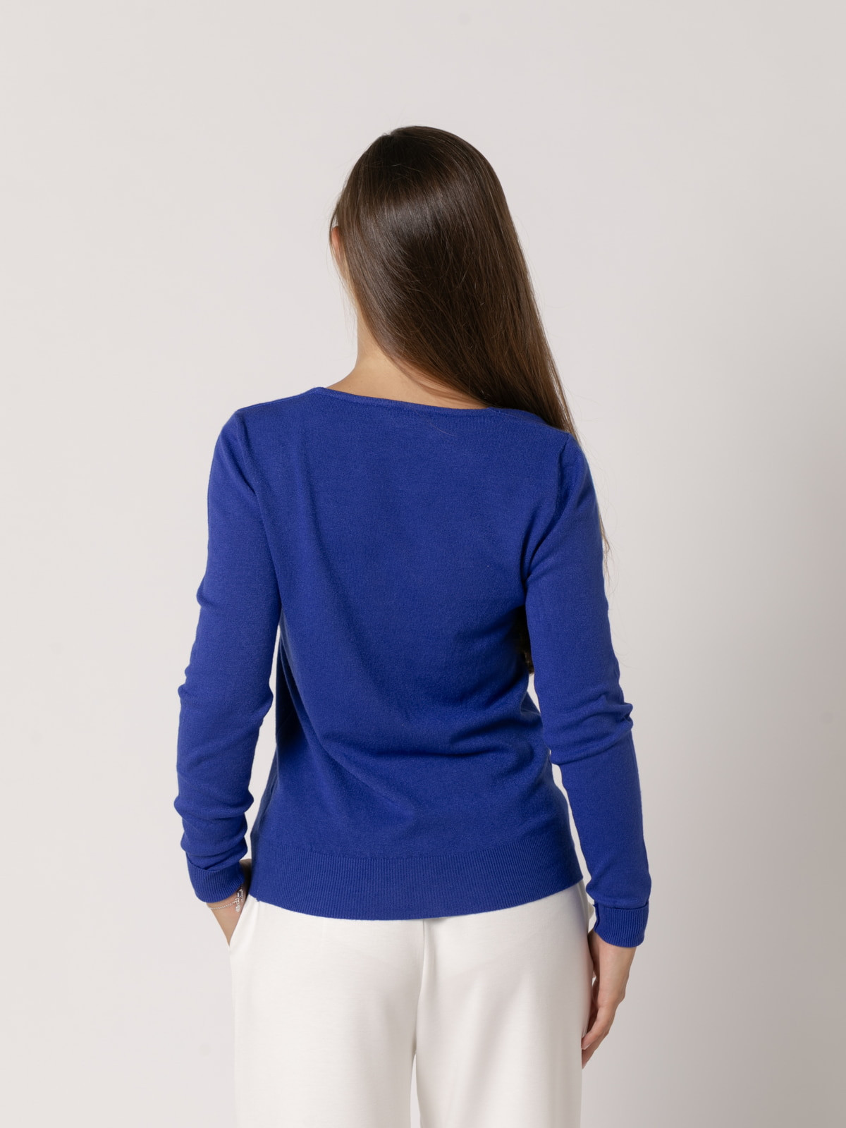 Jersey c/pico visco vegetal color azul klein