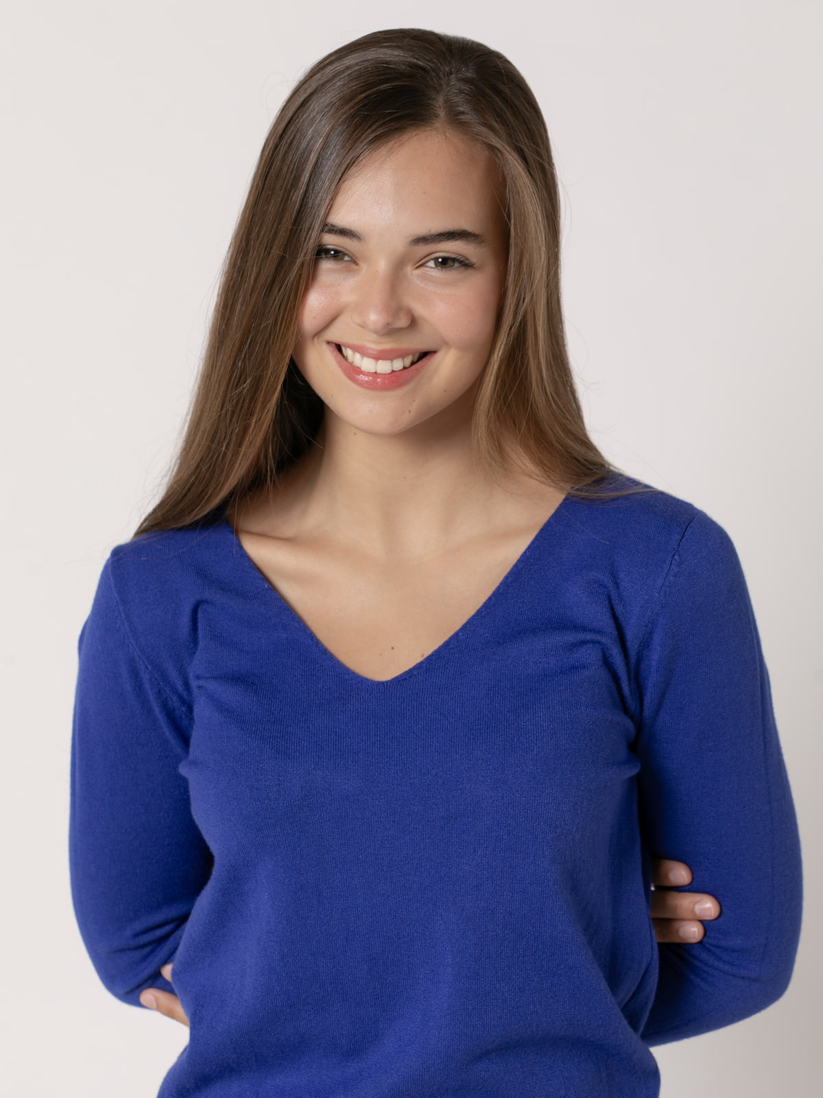 Jersey c/pico visco vegetal color azul klein