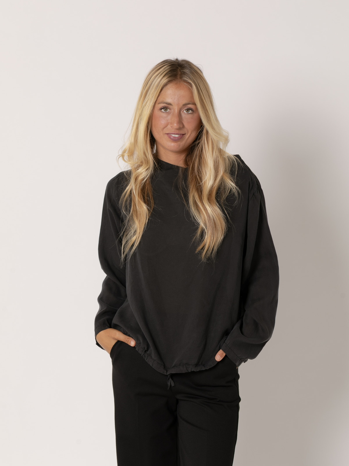 Camisa cotton voile bajo ajustable color Negro