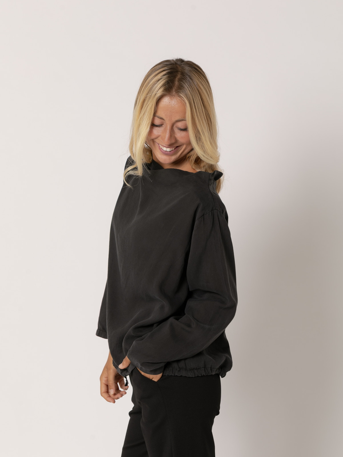 Cotton voile shirt with adjustable hem  Black colour