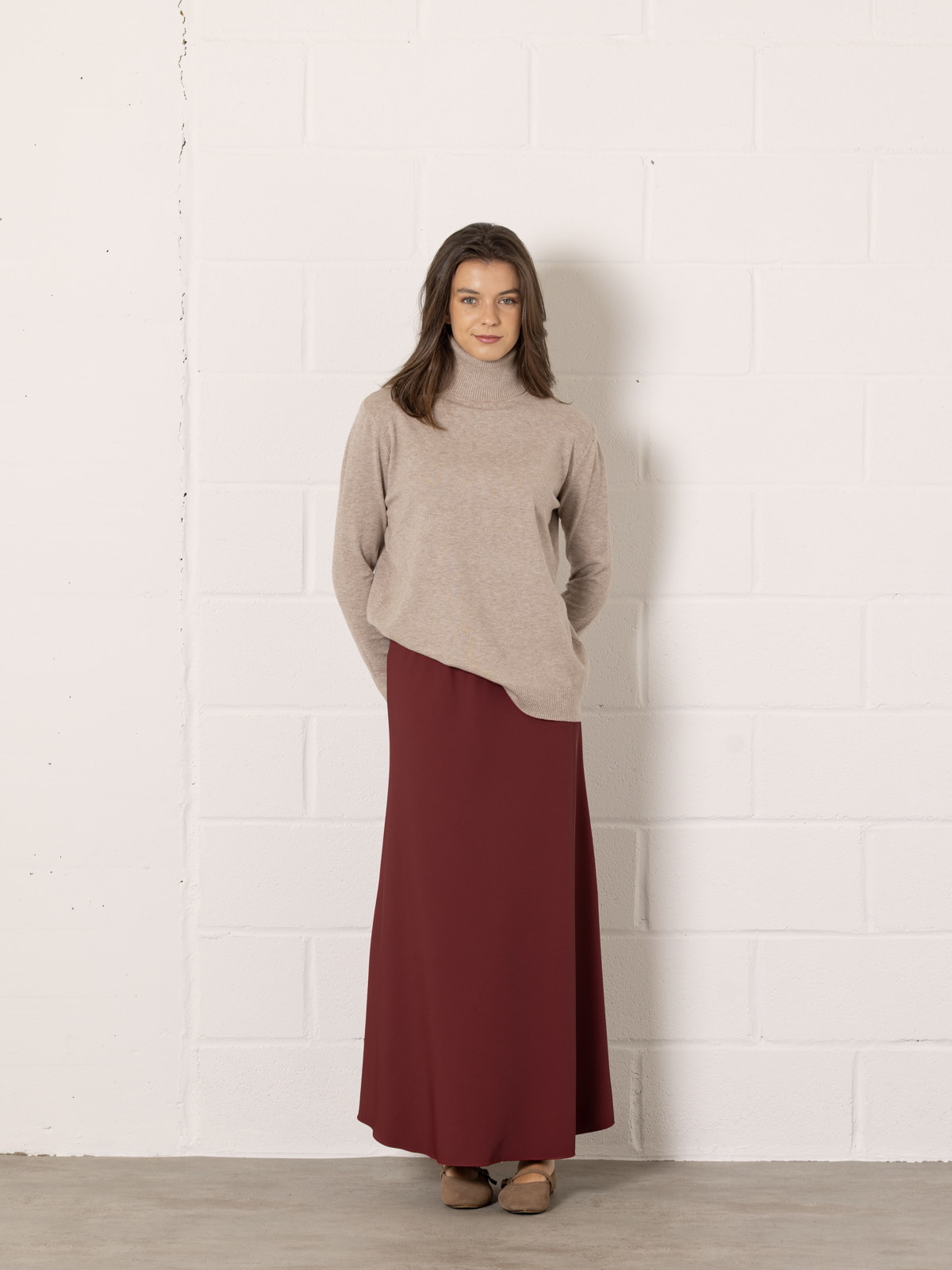 Long flared skirt  Bordeaux colour