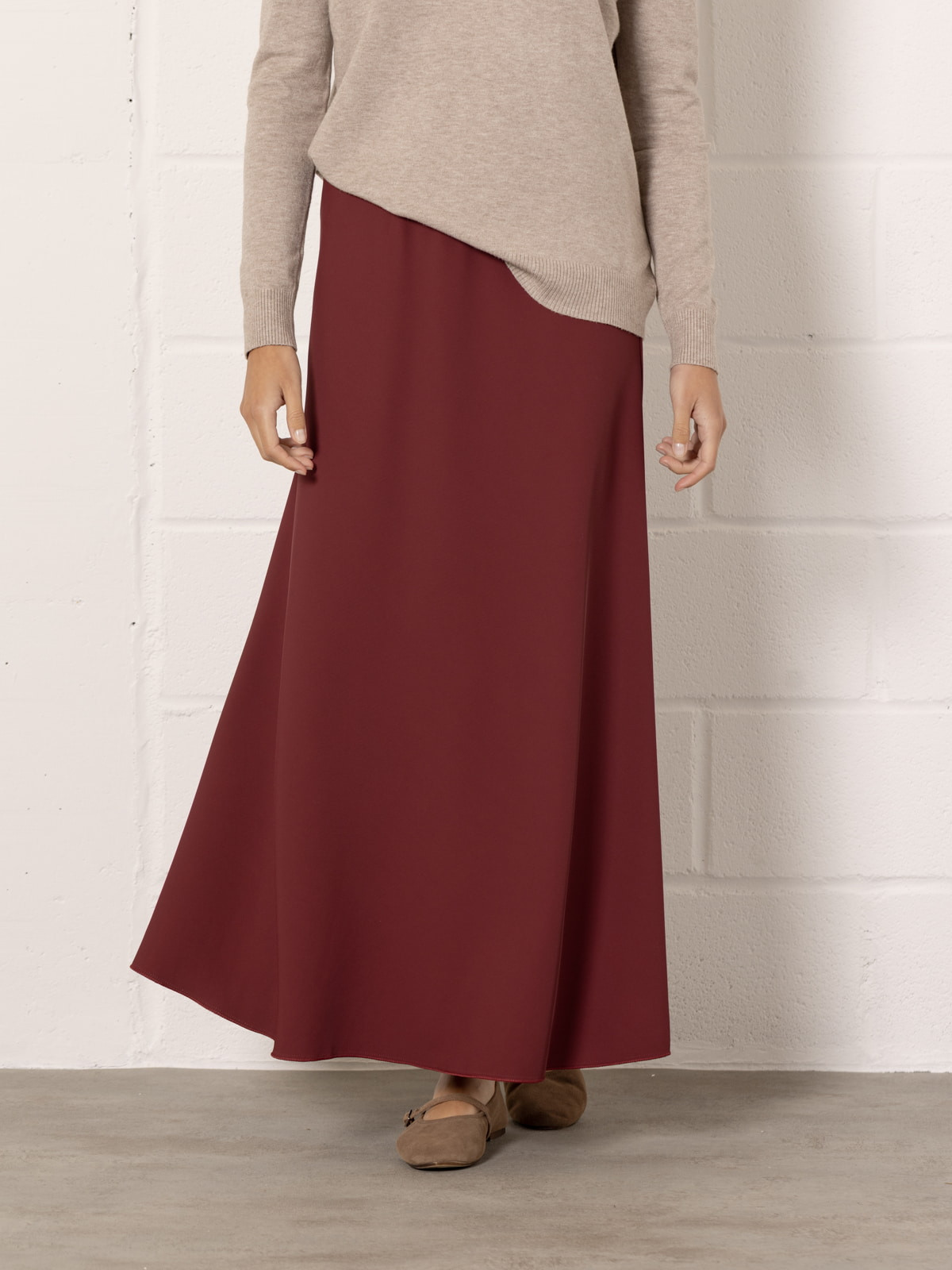 Long flared skirt  Bordeaux colour