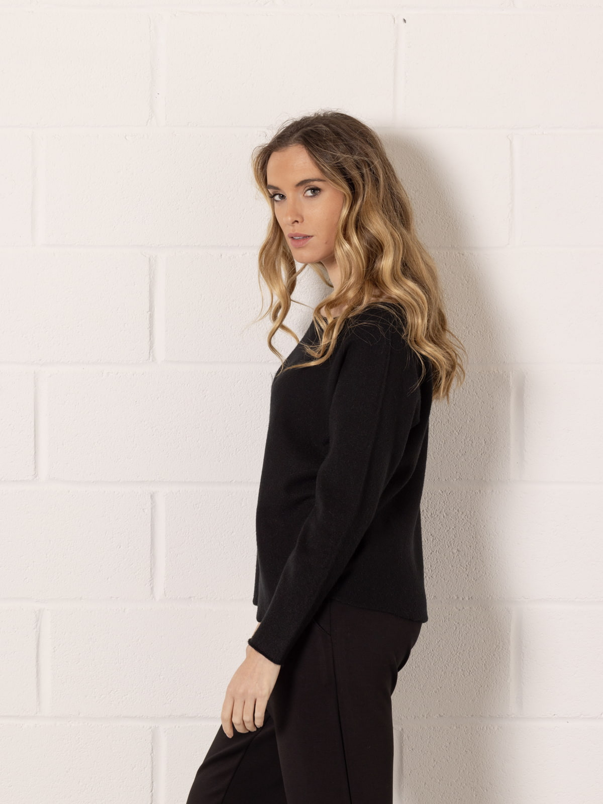 Jersey soft c/boat essence  Black colour