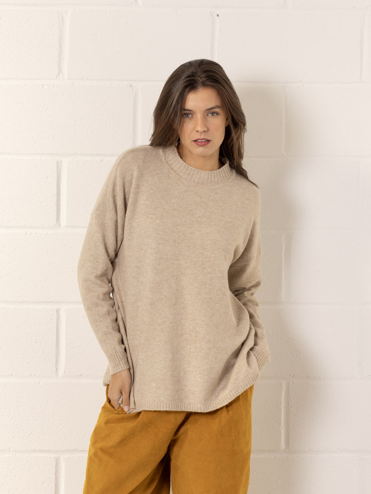 Jersey soft oversize c/subido color Beige