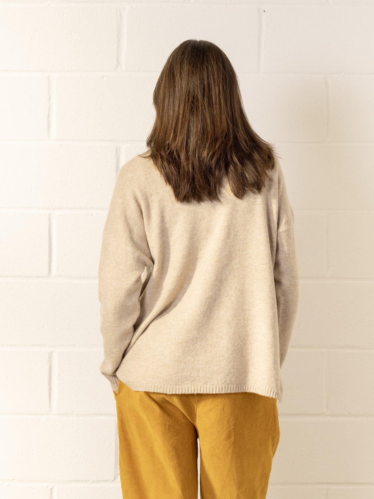 Jersey soft oversize c/subido color Beige