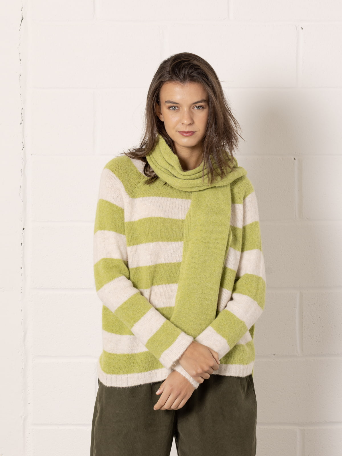 Bufanda soft con lana color Lima