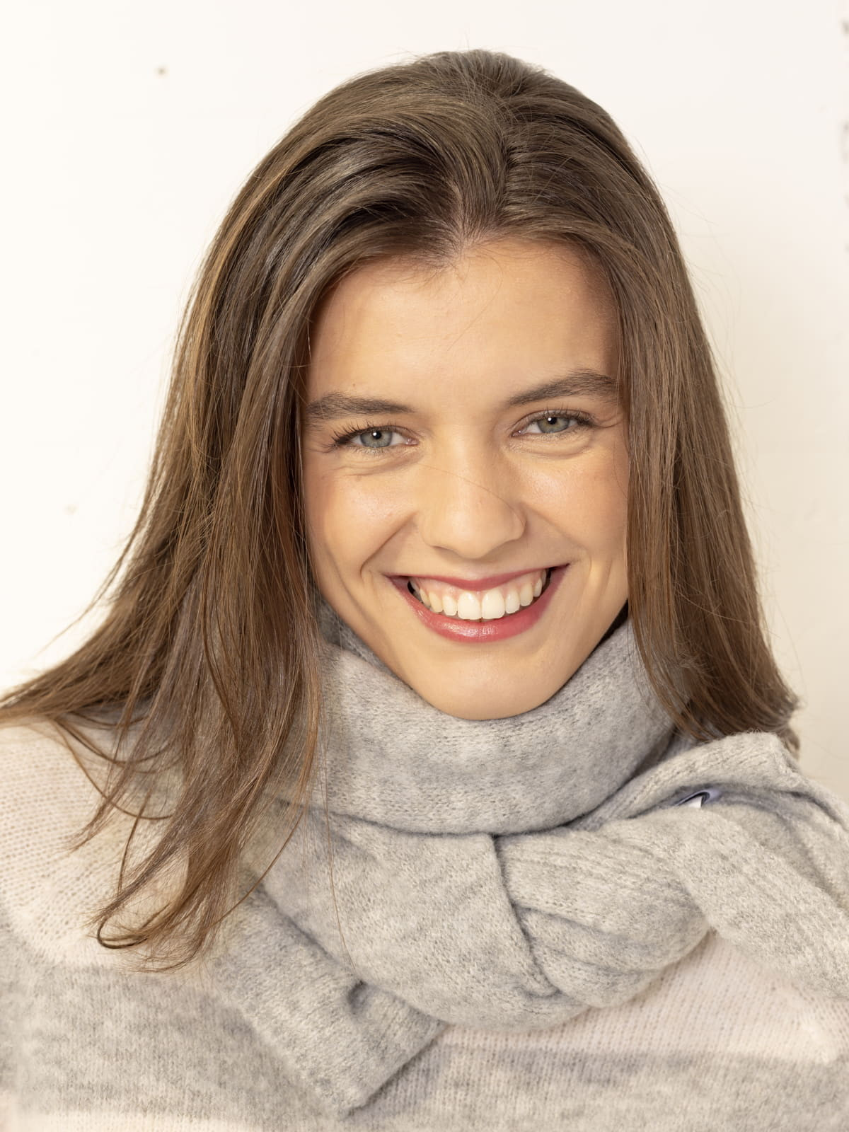 Soft scarf with wool  Grey colour