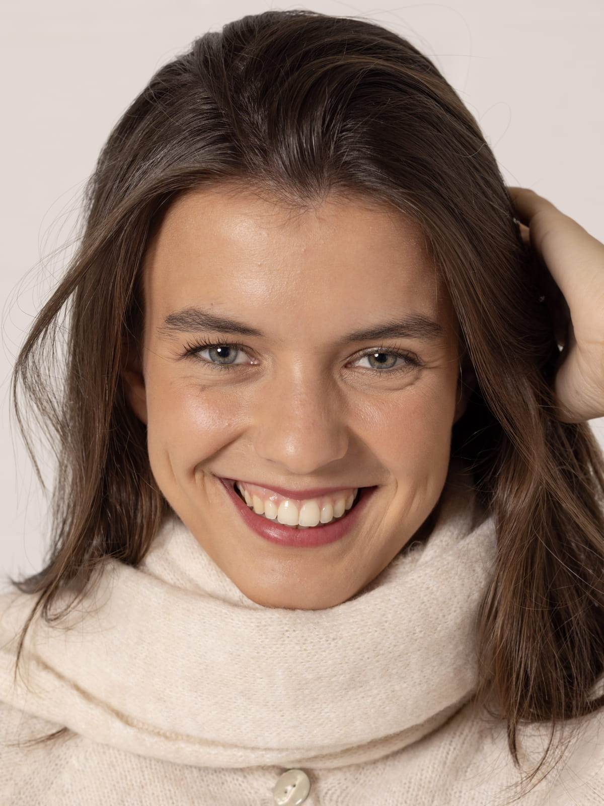 Soft scarf with wool  Marfil colour