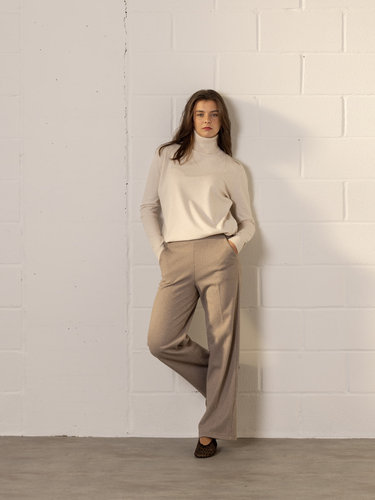 Wide leg plaid pants  Taupe colour