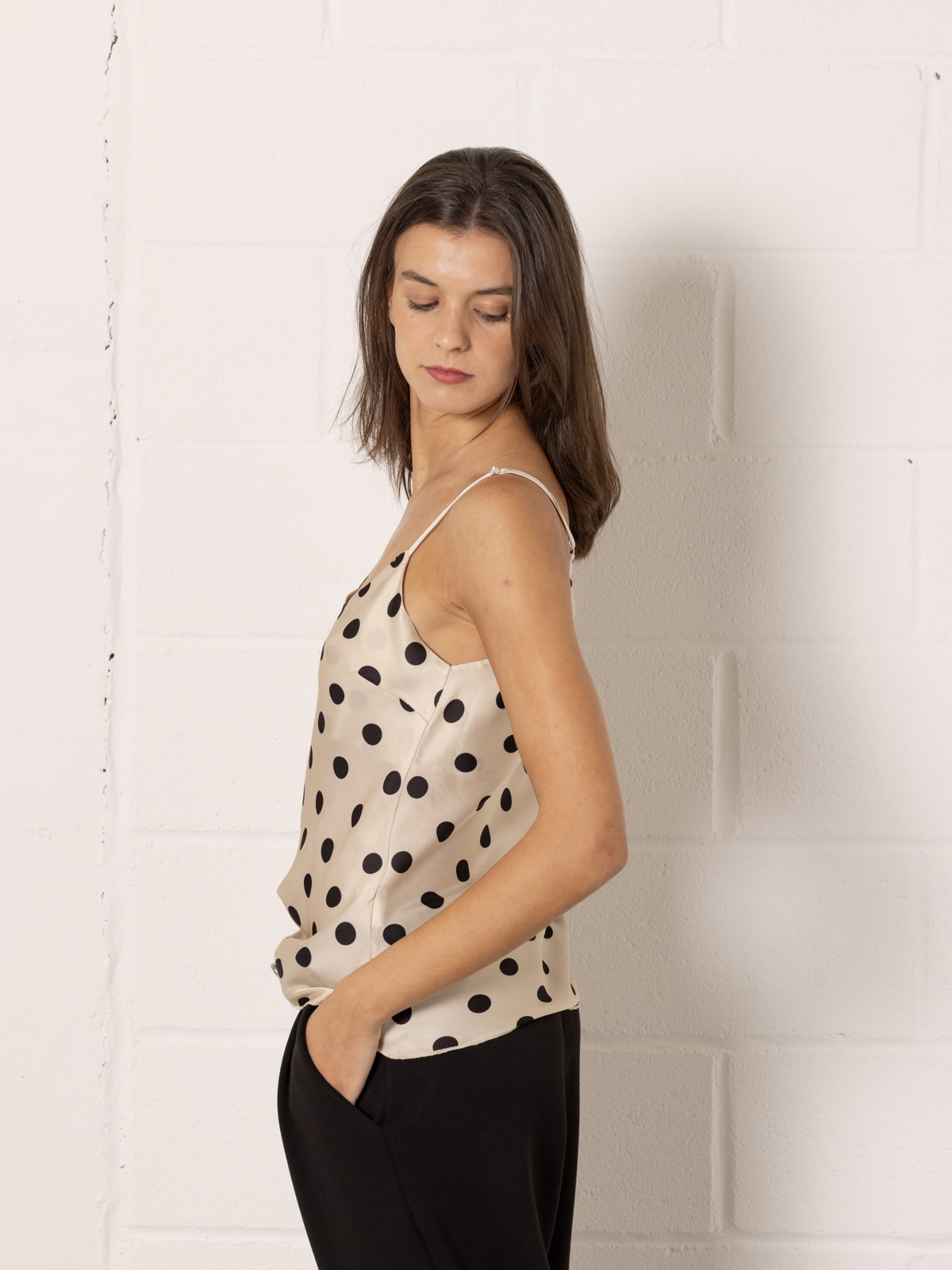 Top tire specks  Beige colour