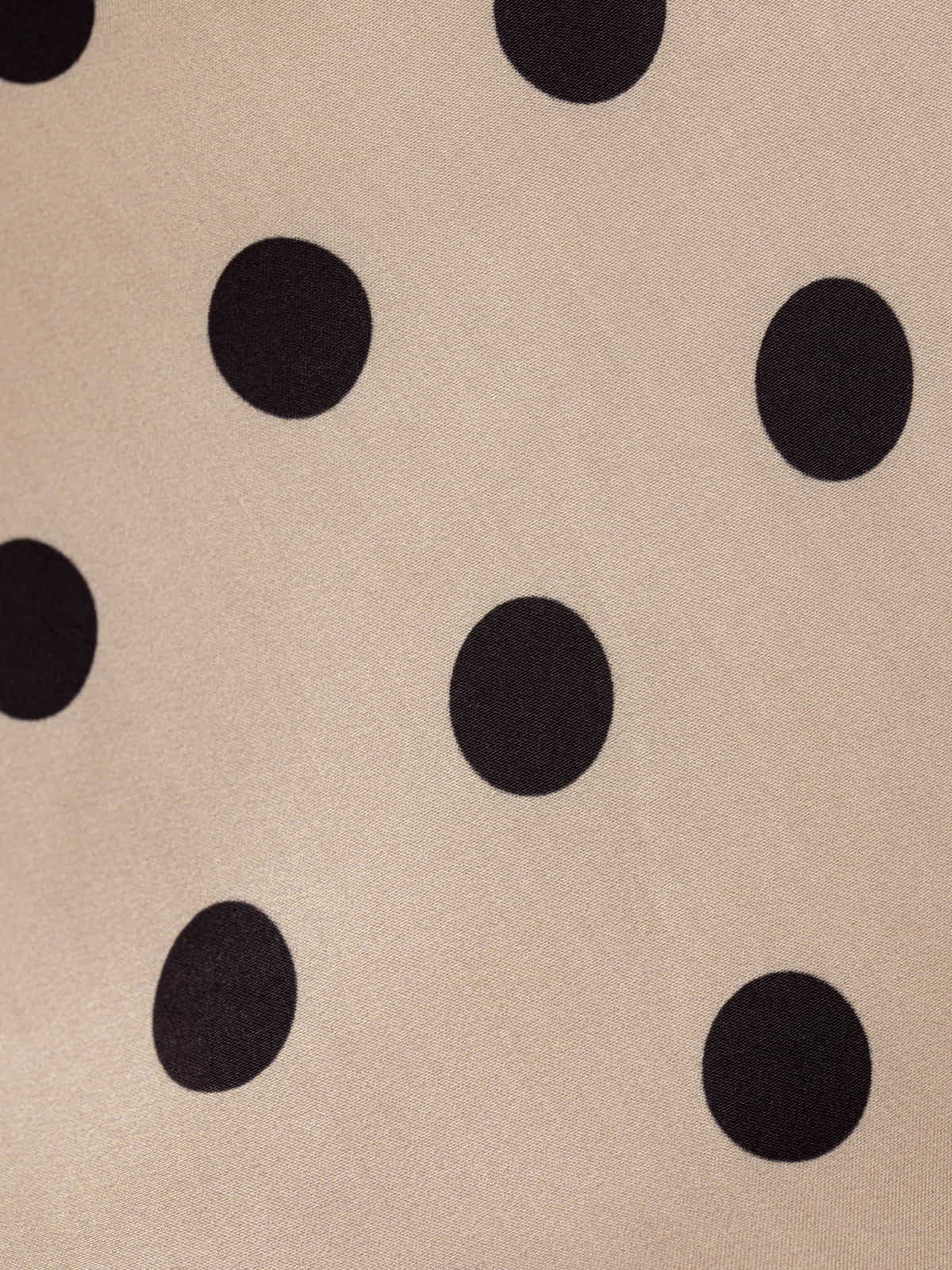 Top tire specks  Beige colour