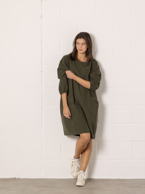 Vestido de pana puño elástico color Verde Militar