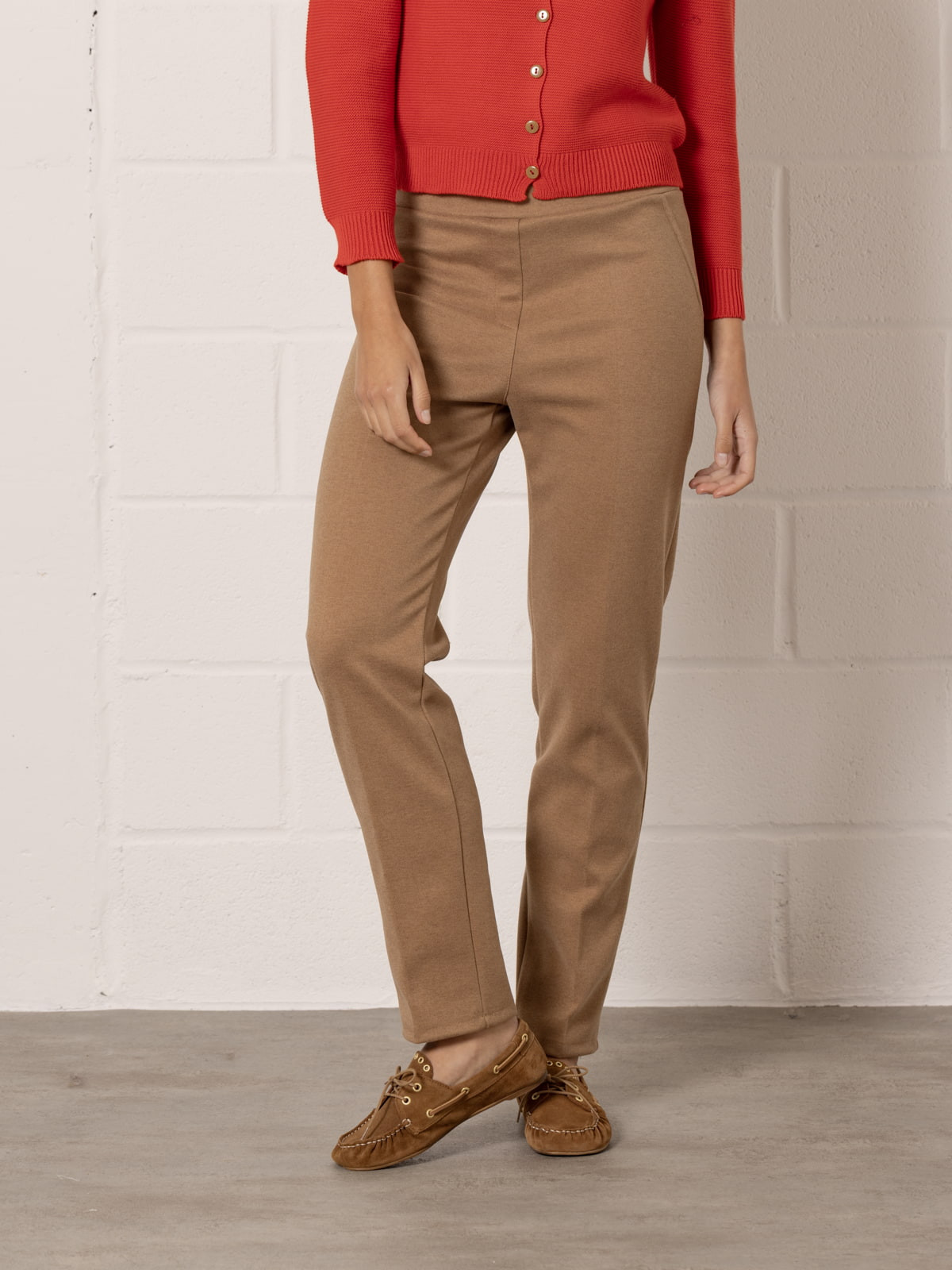 Pantalón office soft touch color Camel
