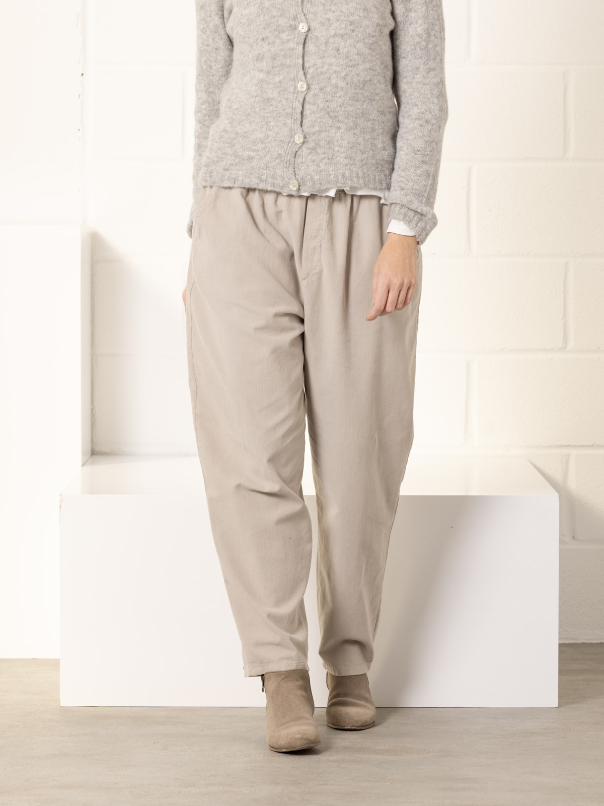 Micro-corduroy trousers without elastic  Beige colour