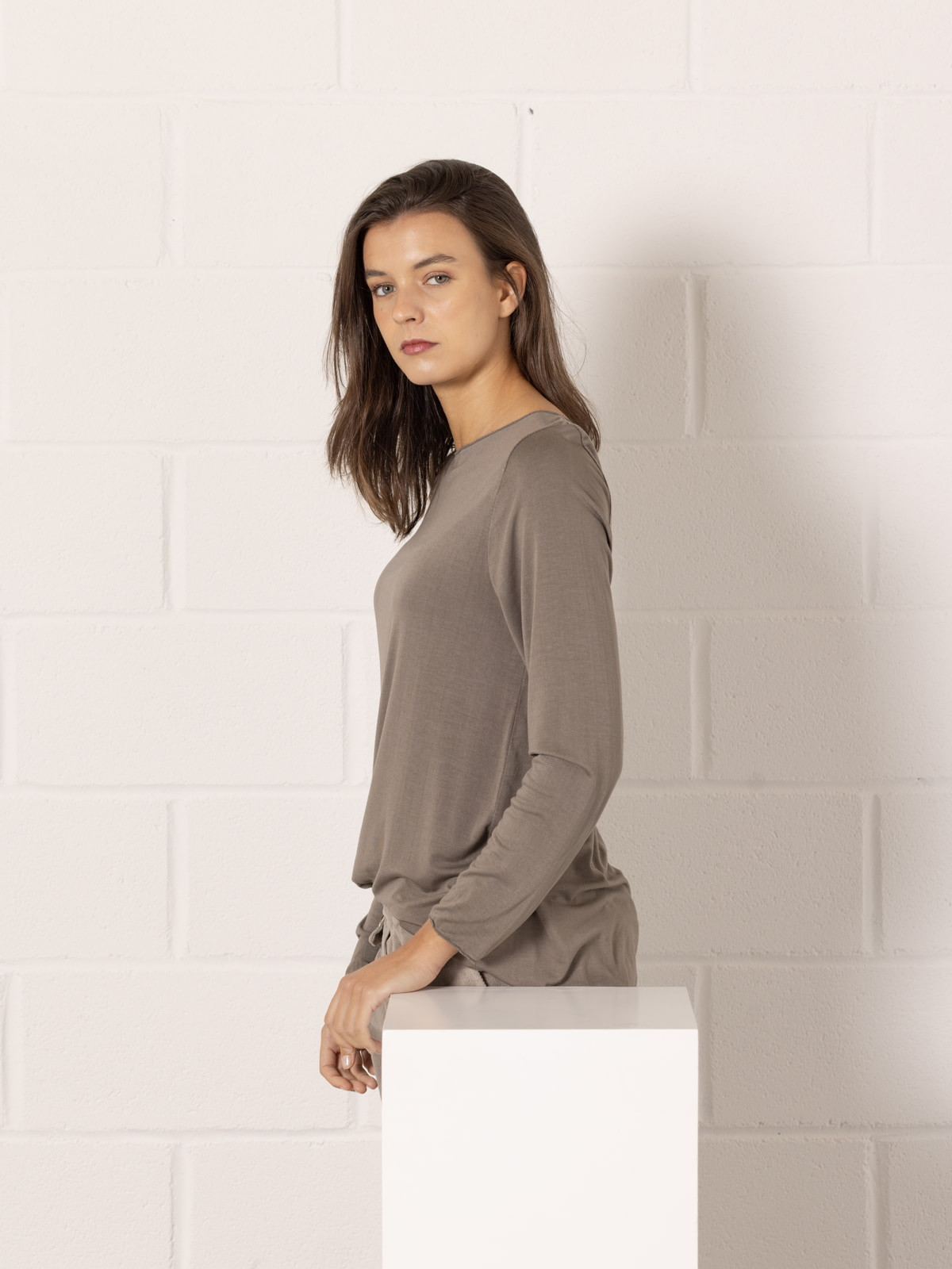 Soft T-shirt with paisley print  Taupe colour